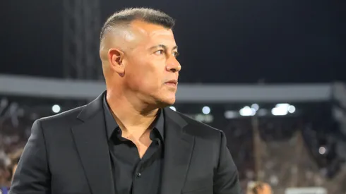 Jorge Almirón se mostró afectado por la muerte del papa Francisco I.