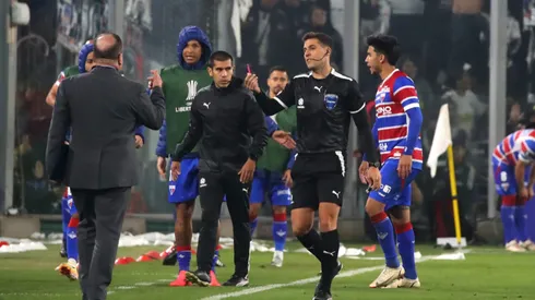 Hay una renuncia tras es el escándalo.