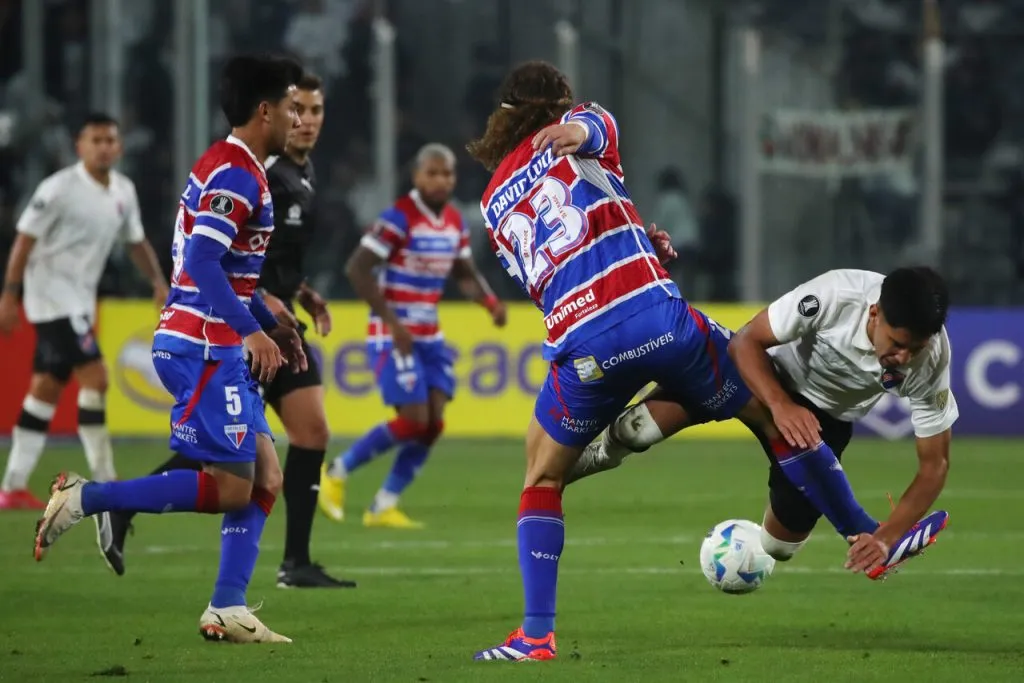 Colo Colo arriesga las penas del infierno en CONMEBOL. | Foto: Photosport