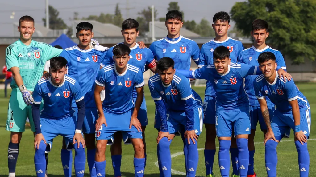 Universidad de Chile venció 4-0 a San Antonio Unido. Además de Fernando González, anotaron Martín Espinoza (x2) y Benjamín Cortés.