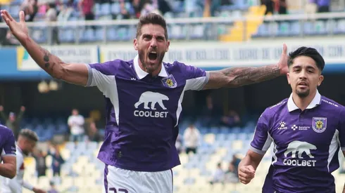 Joaquín Larrivey lidera triunfazo de Deportes Concepción sobre Copiapó.