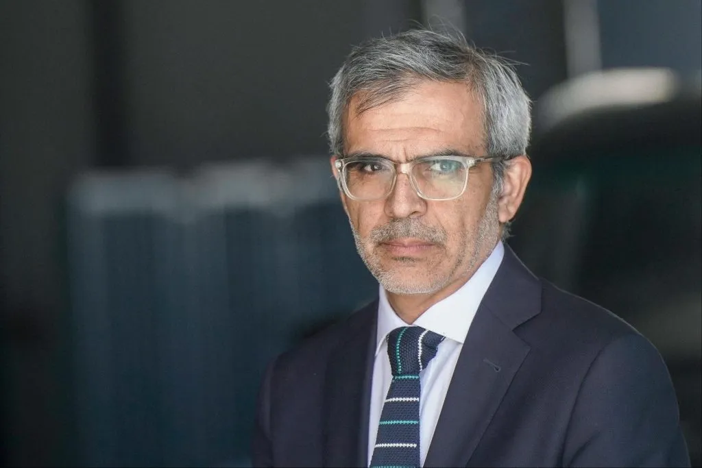 Ministro Luis Cordero pone fin a Estadio Seguro