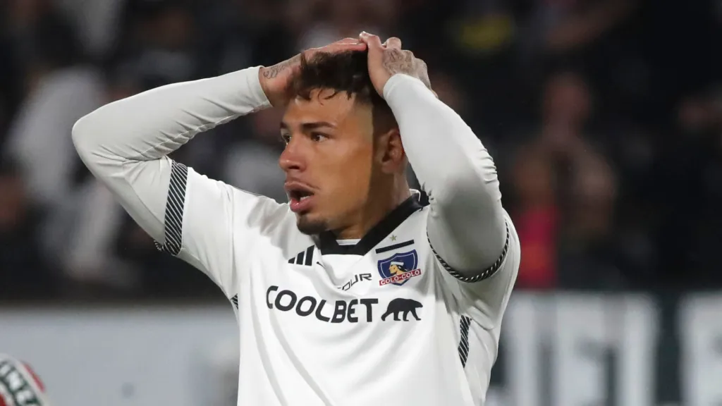 Alan Saldivia podría decir adiós a Colo Colo al término de este primer semestre (Foto: Photosport)