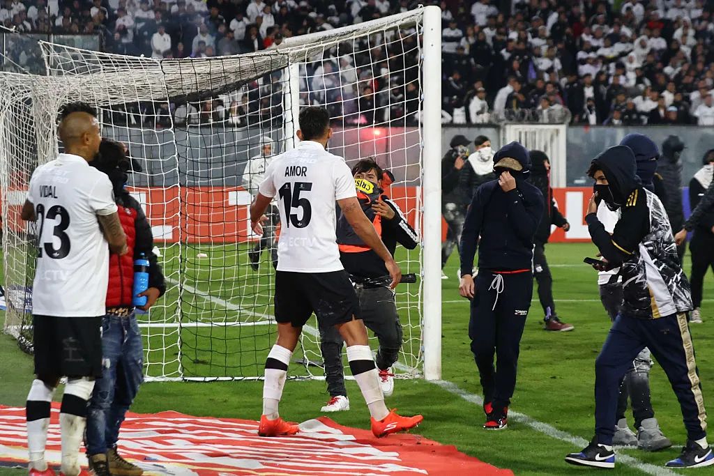 Colo Colo arriesga un durísimo castigo de Conmebol (Getty Images)