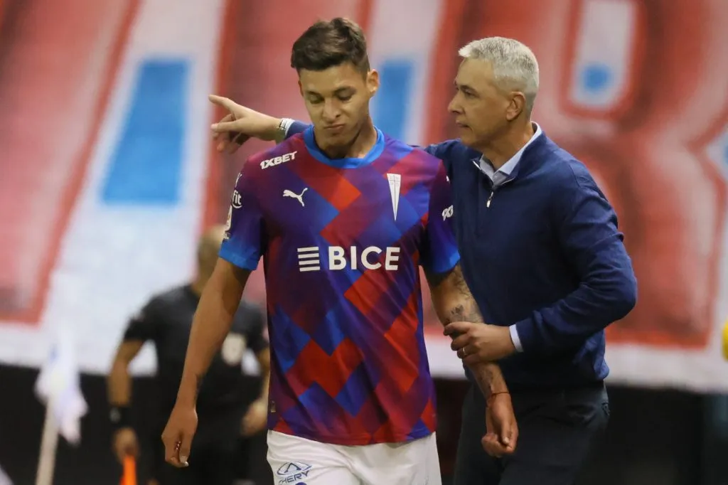 Canales pasó de ser titular a no ser considerado por Nunes | FOTO: Dragomir Yankovic/Photosport