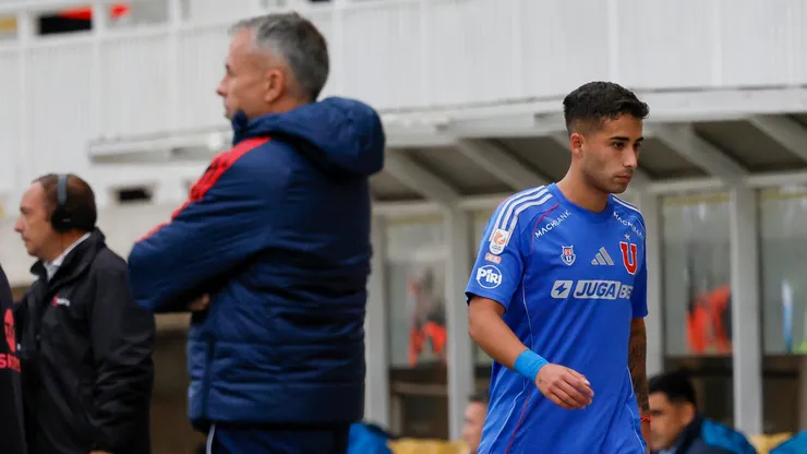 Lo sigue pasando mal Lucas Assadi en la U (Photosport).