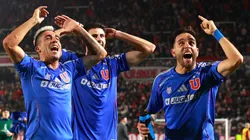 Los jugadores de Universidad de Chile festejan su triunfo por 2-1 ante Estudiantes en la Copa Libertadores 2025.