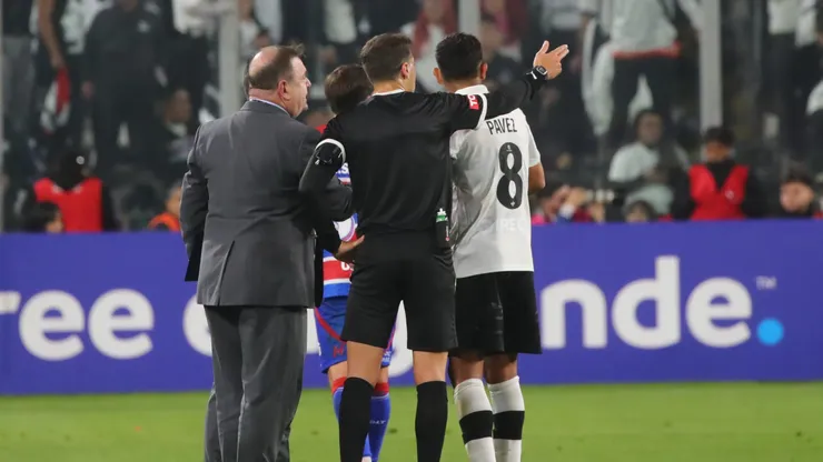 En Colo Colo esperan por el castigo definitivo de la Conmebol.