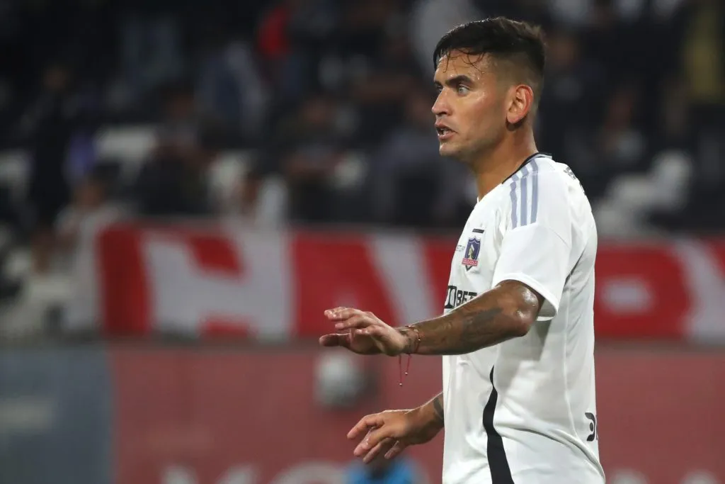 Sebastián Vegas tomó la palabra en Colo Colo. (Foto: Jonnathan Oyarzún/Photosport)