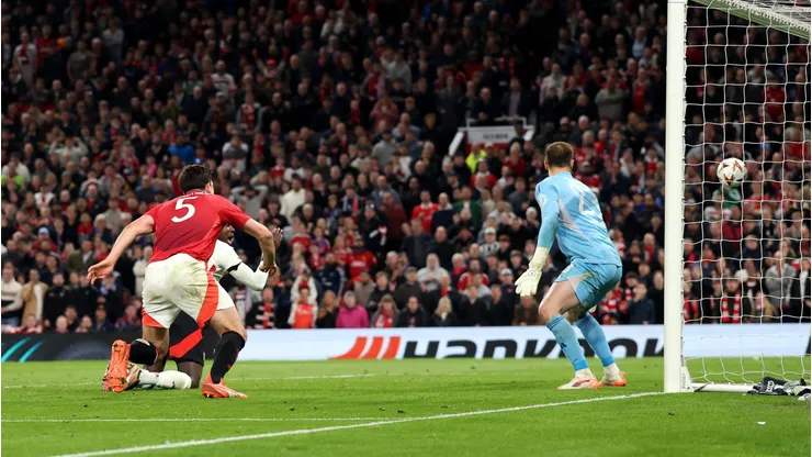 Harry Maguire le dio la clasificación al Manchester United a la semifinal de Europa League.