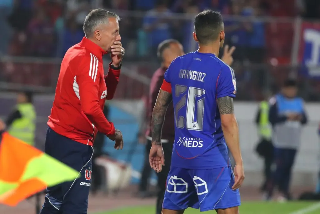 El DT de Carabobo llenó de elogios a la U | Foto: Photosport