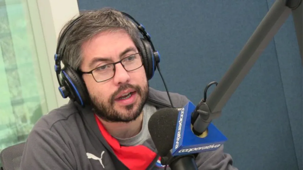 Pelotazo Gómez fulminó a Colo Colo por autorizar la venta de camisetas con burlas hacia Universidad de Chile.