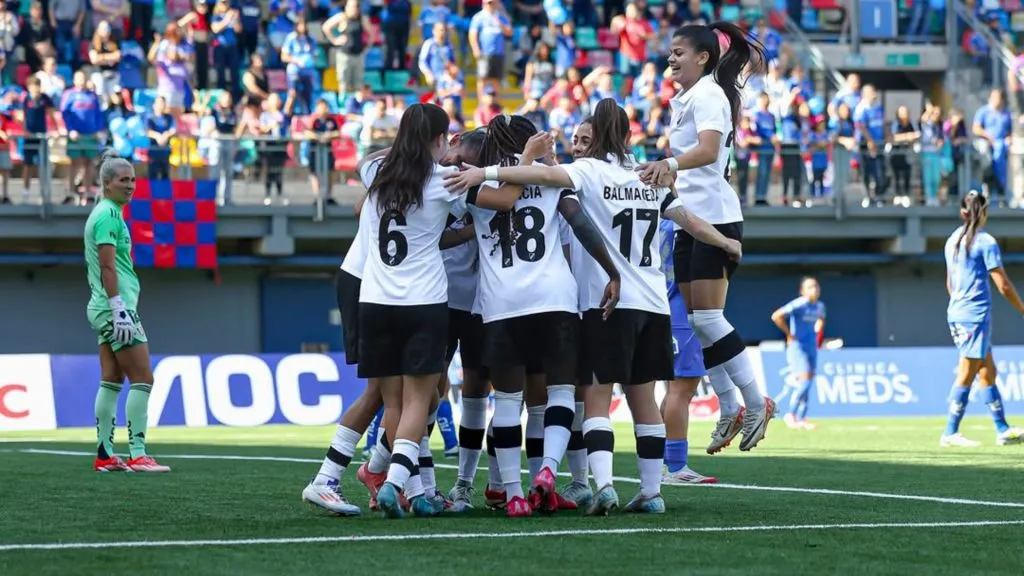 Las Albas logran un triunfazo en La Florida. (Foto: Colo Colo Femenino)