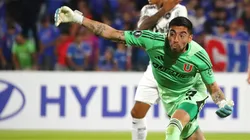 Gabriel Castellón le pone el pecho a las balas en Universidad de Chile.