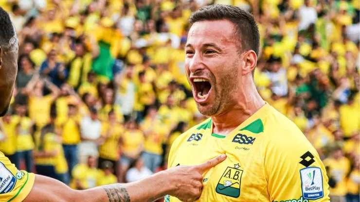 Luciano Pons pulverizó su registro en Universidad de Chile.