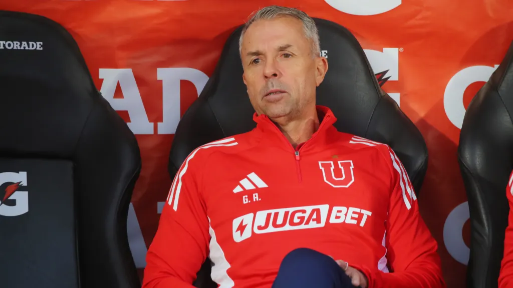 Gustavo Álvarez pulverizó a las autoridades por no permitir que los hinchas de Universidad de Chile estén ante Palestino.