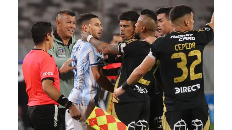 Colo Colo iguala con Racing en el Monumental (Foto: Jonnathan Oyarzun/Photosport)