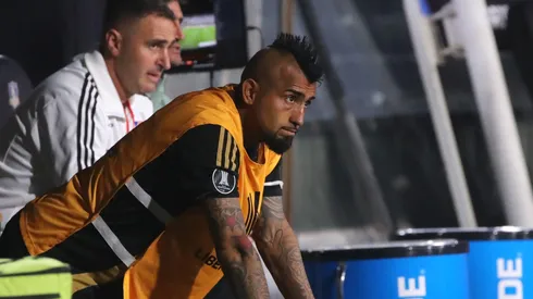 Arturo Vidal no pudo convertir ante Racing de Avellaneda.