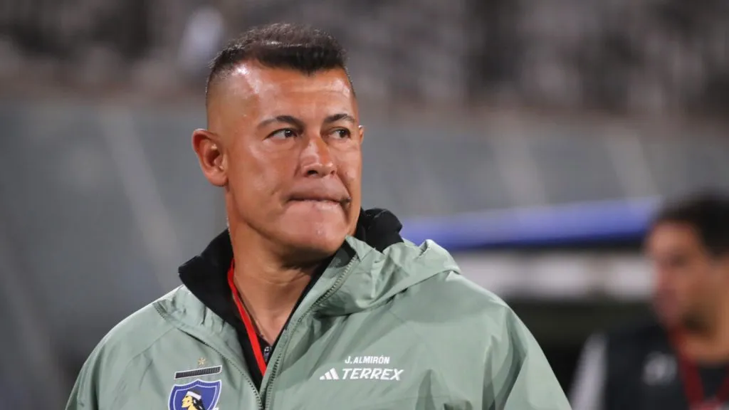 Jorge Almirón deberá empezar a preocuparse por los minutos sub-21 en Colo Colo (Foto: Photosport)