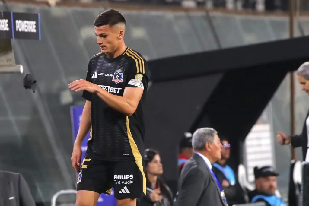 Rambo Ramírez apunta al cambio de Lucas Cepeda. | Foto: Photosport