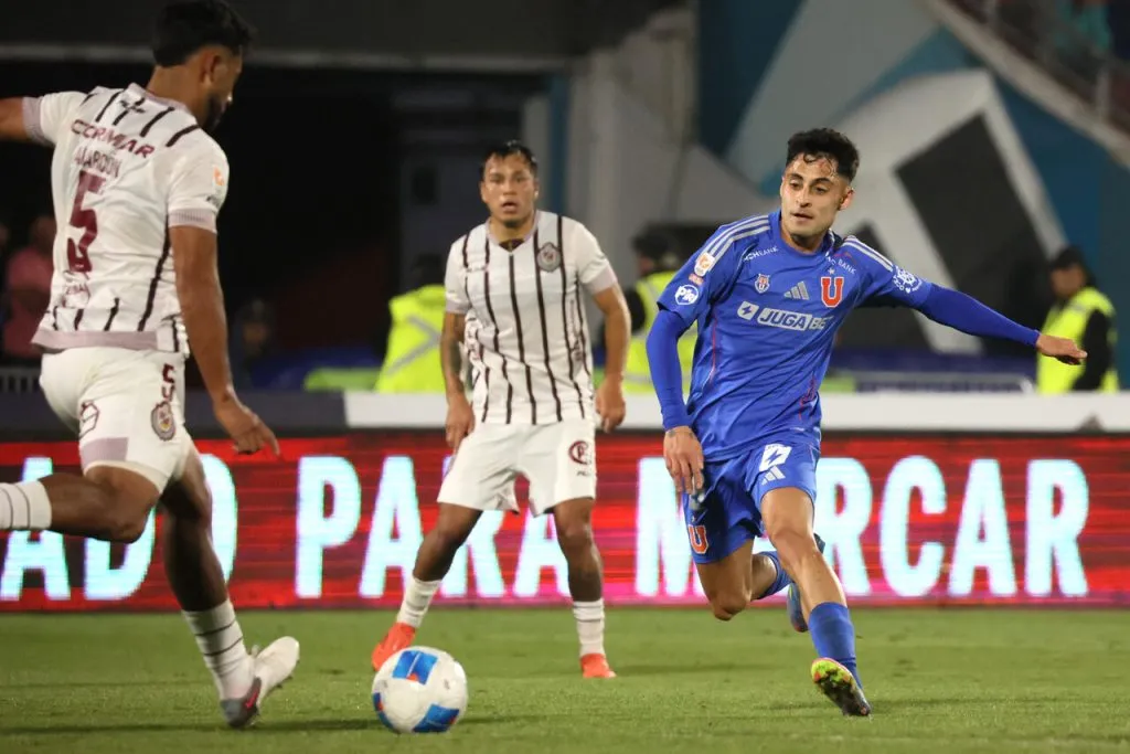 A Tito Awad no le gustó el partido de Altamirano. | Foto: Photosport