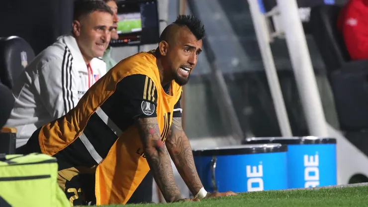 Arturo Vidal defiende con todo a su compañeros