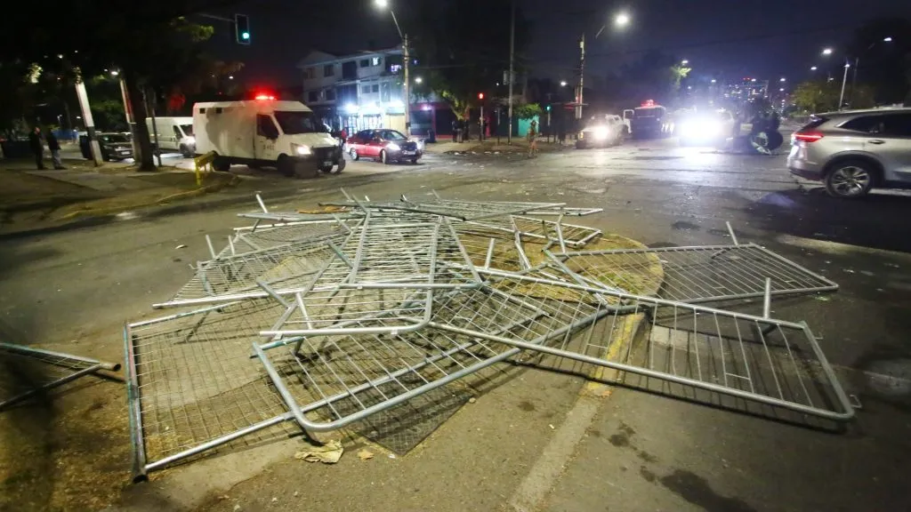 En Colo Colo redoblaron medidas de seguridad para evitar tragedias como la del jueves 10 de abril 
(Foto: Jonnathan Oyarzun/Photosport)