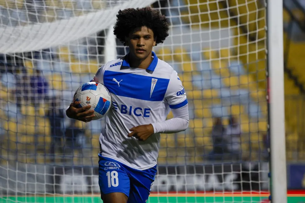 La UC sufre otra baja a horas del duelo ante Everton y a días del cotejo ante la U | FOTO: Andres Pina/Photosport