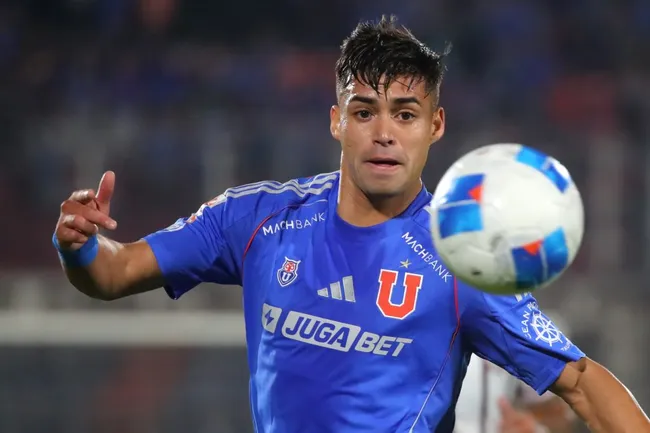 Fabián Hormazábal quedó fuera del duelo entre Universidad de Chile y Deportes Iquique. (Créditos: Photosport)