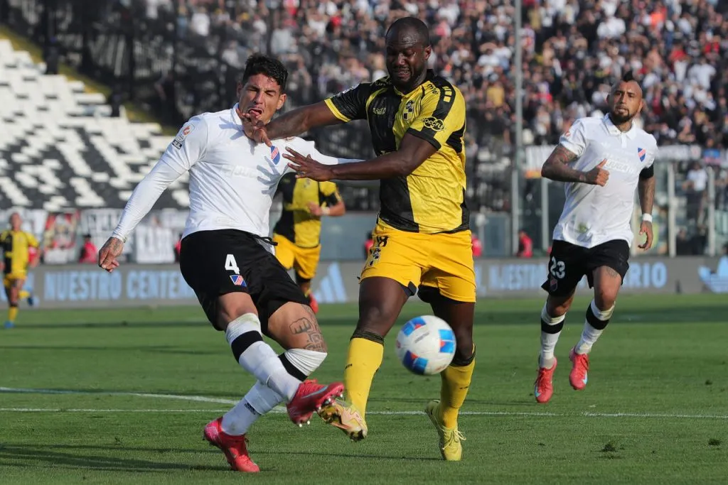 Zavala no apareció en triunfo albo ante Coquimbo. | Foto: Photosport