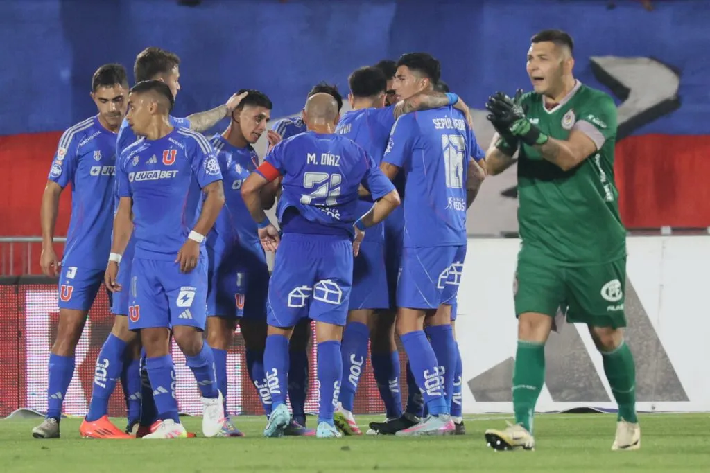 La U quiere sumar un nuevo triunfo | Foto: Photosport