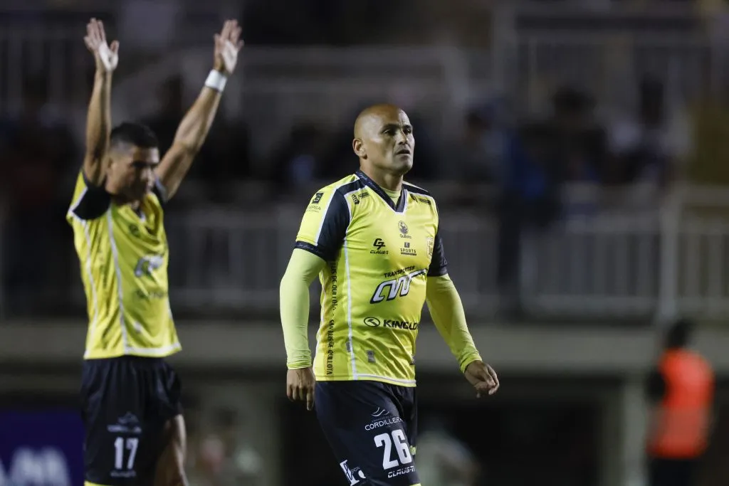 Humberto Suazo ingresó en el segundo tiempo y fue trascendental en empate de San Luis ante Cobreloa. (Foto: Photosport)
