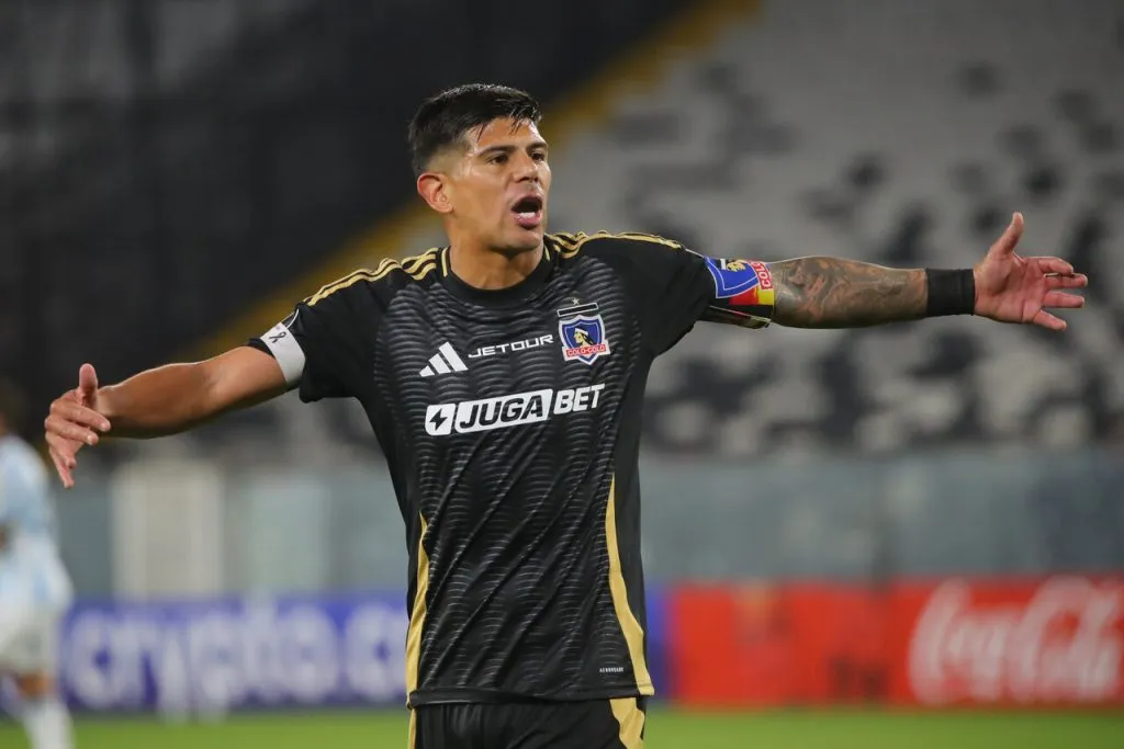 Aseguran que Colo Colo jugó mejor sin Pavez. | Foto: Photosport