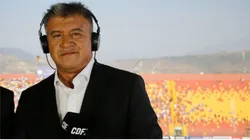 Claudio Borghi se la juega y elige al mejor equipo del fútbol chileno en este 2025