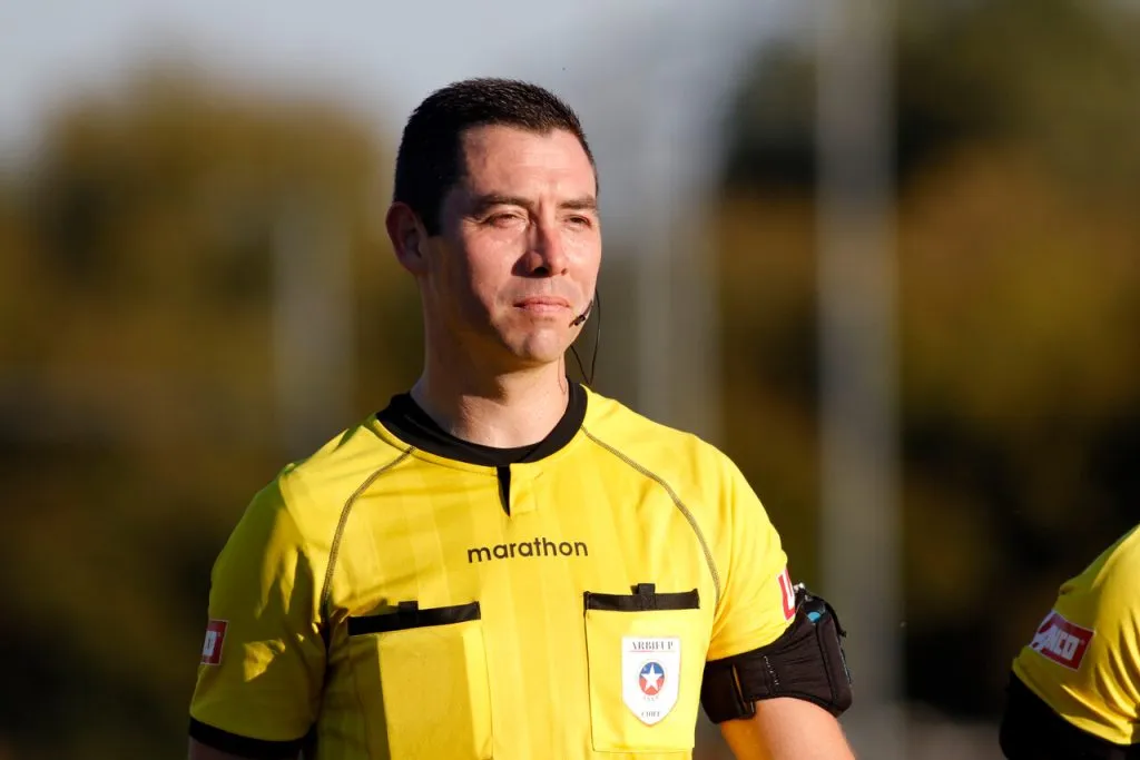 Franco Jiménez será el árbitro para el Clásico Universitario | Foto: Photosport