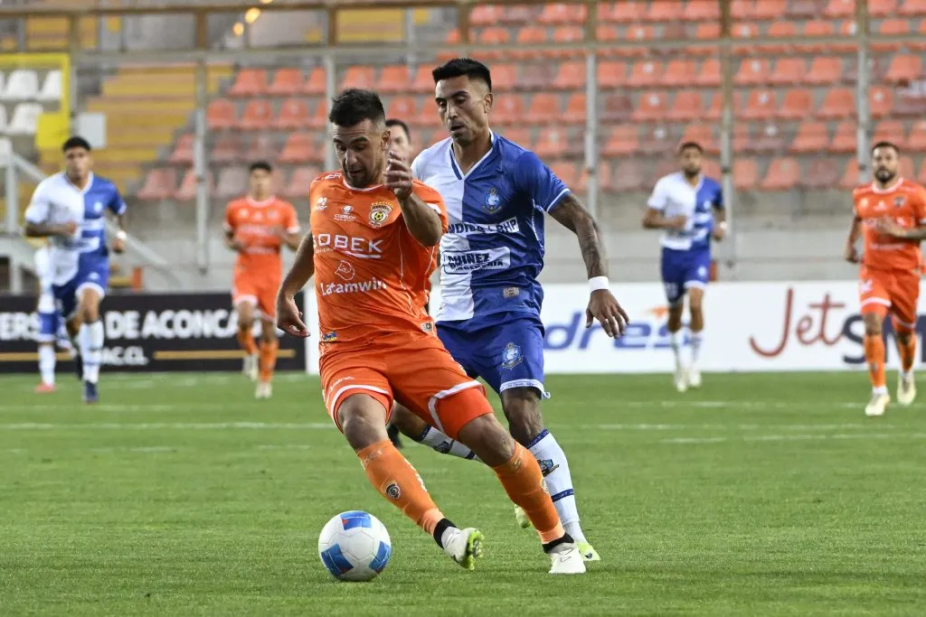 Gotti quiere seguir ganándose el cariño del hincha loíno a punta de goles | FOTO: Pedro Tapia/Photosport