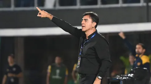 Gustavo Quinteros se acerca a Boca Juniors para reemplazar a Fernando Gago.