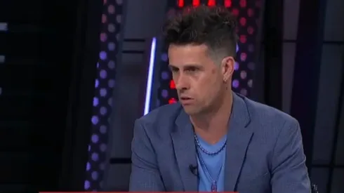 Rivarola le habla al plantel azul.