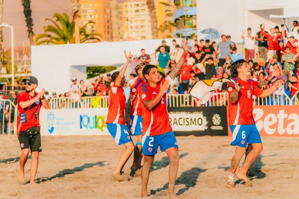 La Roja se clasificó como la tercera mejor selección de Sudamérica, solo por detrás de Brasil y Paraguay. (Foto: Conmebol)