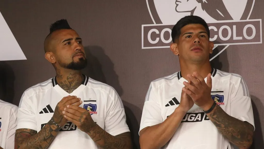 Arturo Vidal respaldó la capitanía de Esteban Pavez en Colo Colo. (Foto: Photosport)