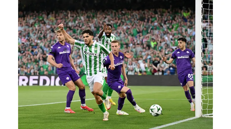 Real Betis se hizo respetar en casa ante la Fiorentina.