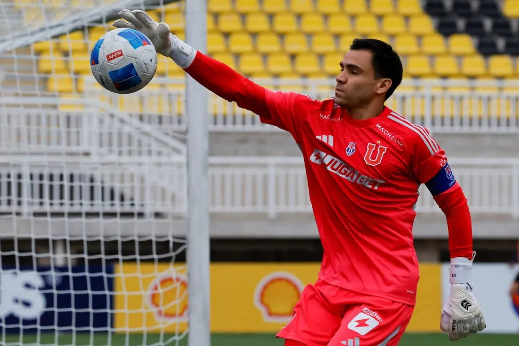 Poblete revela su relación divertida con Toselli | Foto: Photosport