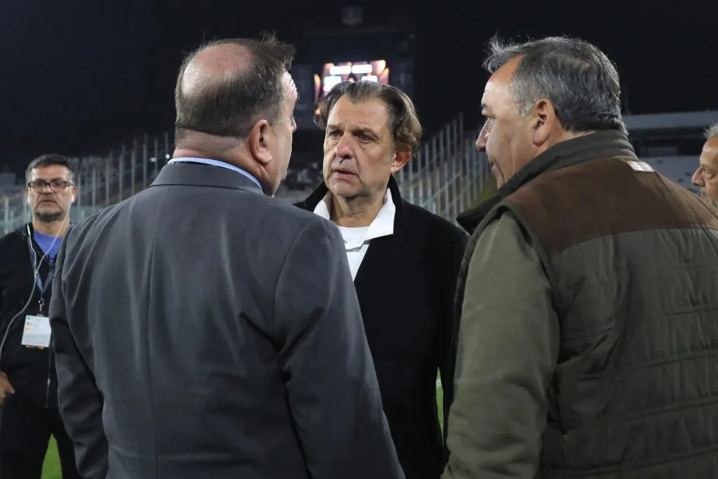 Mosa rompe el silencio tras el castigo | Foto: Photosport