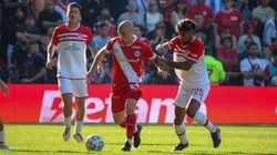 Estudiantes de La Plata cayó antes de enfrentar a Universidad de Chile.