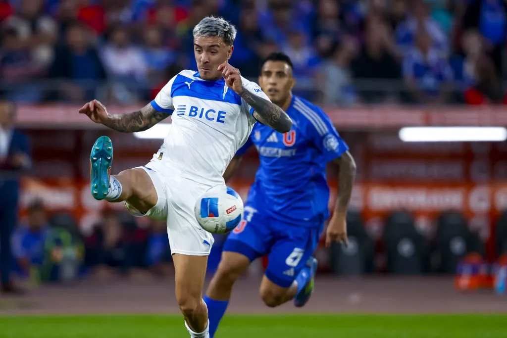 La derrota ante Universidad de Chile caló más que hondo en la vida del defensor “Cruzado”. (Foto: Pepe Alvujar/Photosport)