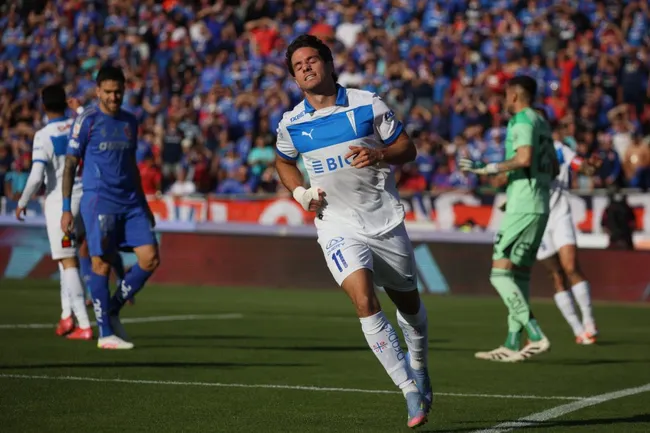 La UC desperdició una gran chance de quedar como líder del fútbol chileno | FOTO: Dragomir Yankovic/Photosport
