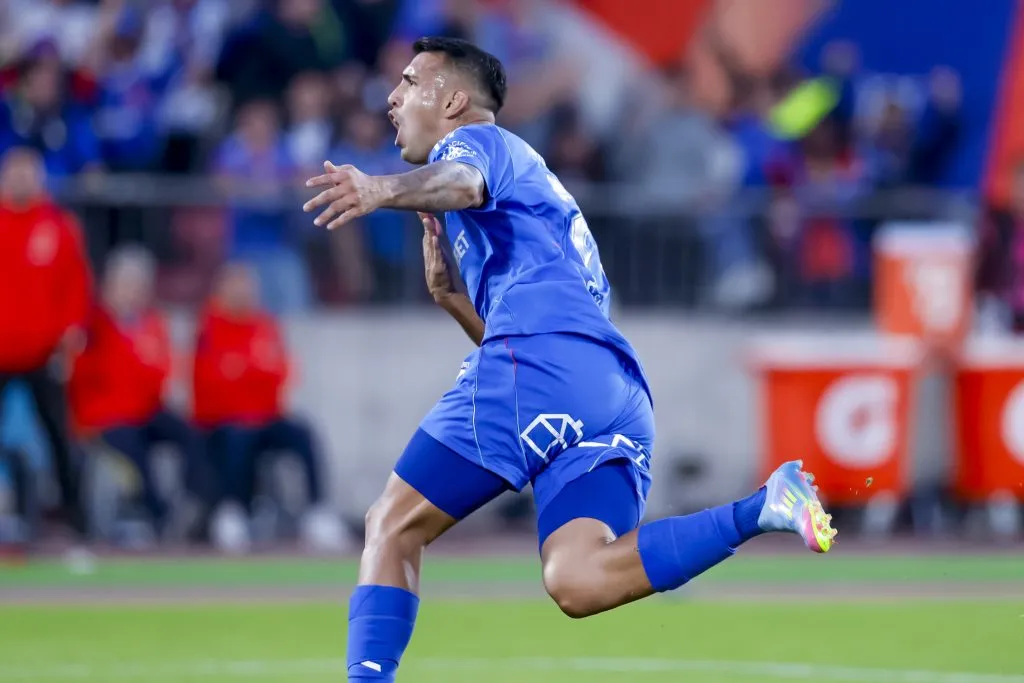 Rodrigo Contreras gritando con el alma su gol ante la UC | FOTO: Pepe Alvujar/Photosport