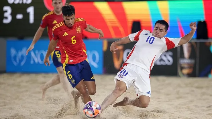 Chile enfrentó a España por la segunda fecha del Grupo C en el Mundial de Fútbol Playa Seychelles 2025. (Foto: @TeamChile_COCH)