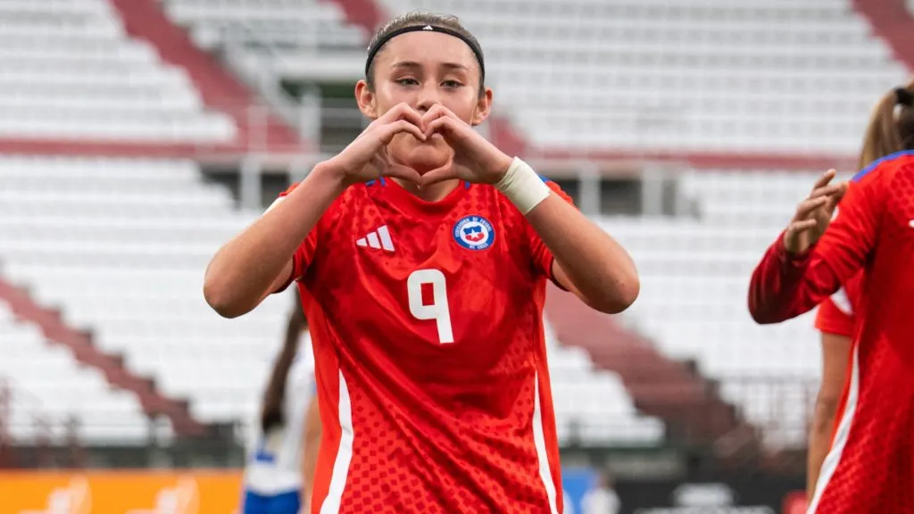 Catalina Muñoz puso el 1-0 transitorio. | Foto: Santiago Álvarez – Comunicaciones FFCH