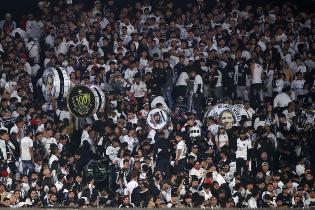 En Brasil no quieren ni ver a los hinchas albos. | Foto: Photosport